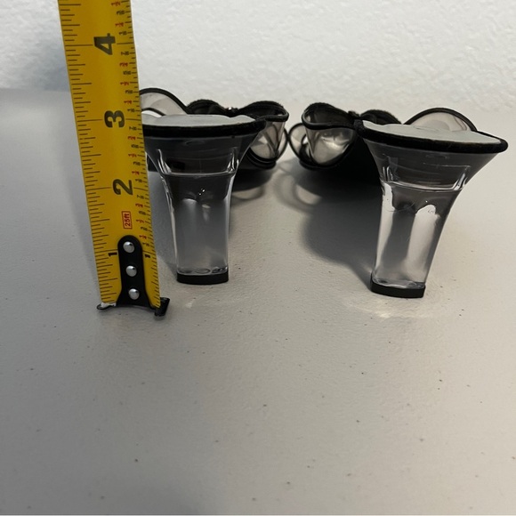 Max Lugus Couture Lucite Heel Sandals Stone Bead Detail Butterfly Size 9 - Picture 7 of 8